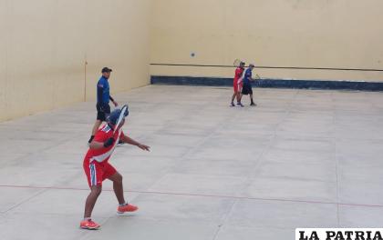 El torneo relámpago de pelota raqueta se realizará en dos categorías /LA PATRIA