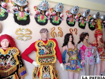 Alquiler de trajes para el Carnaval de Oruro 2022 
/LA PATRIA
