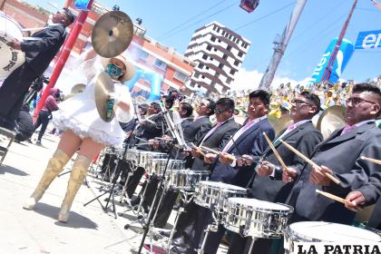 La emoción de tocar en el Festival de Bandas en Oruro /LA PATRIA