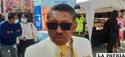 FELIX MAMANI 
MONTEALEGRE
