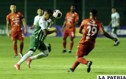Oriente Petrolero la peleó hasta el final para ganar los tres puntos en disputa /APG