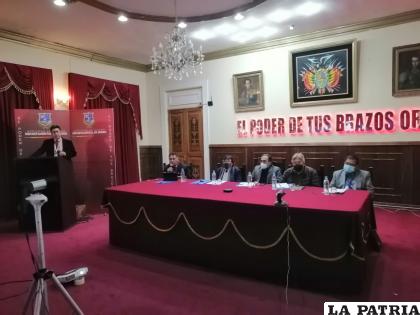 Coloquio Internacional reunió a investigadores del Carnaval de Oruro / LA PATRIA