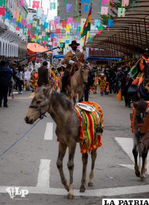 La Gran Tradicional Diablada Auténtica Oruro abrió el Carnaval de Oruro 2022 
/LA PATRIA
