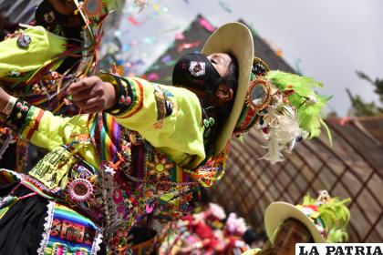 El colorido de los tinkus en todo su esplendor