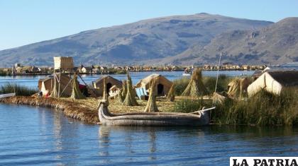 Orillas del Lago Titicaca /PAISAJISMO DIGITAL