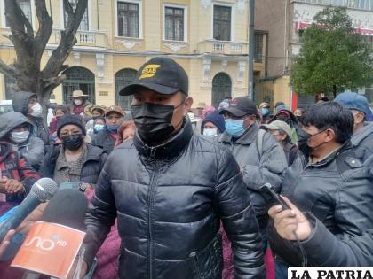 Vecinos de la Junta Vecinal Puerta del Sol se pronuncian ante su asentamiento comercial /LA PATRIA