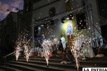 Oruro celebra a la Virgen del Socavón /LA PATRIA
