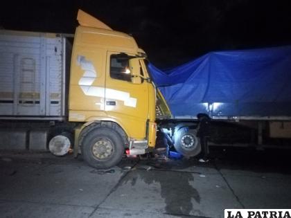 Presumen falta de precaución del chofer del ómnibus durante la colisión múltiple /Policía