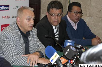 Fernando Costa hizo el anunció de la determinación en conferencia de prensa /APG