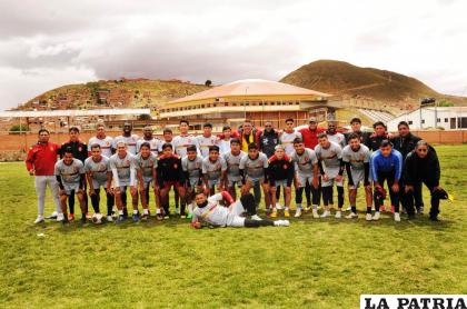 Real Oruro con todo para el inicio del certamen /LA PATRIA