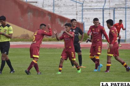 De acuerdo al ranking, el partido de fondo será CDT Real Oruro ante Oruro Royal /LA PATRIA
