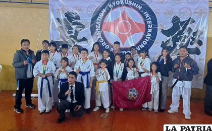 La delegación orureña tuvo una buena representación en Sucre 
/LA PATRIA