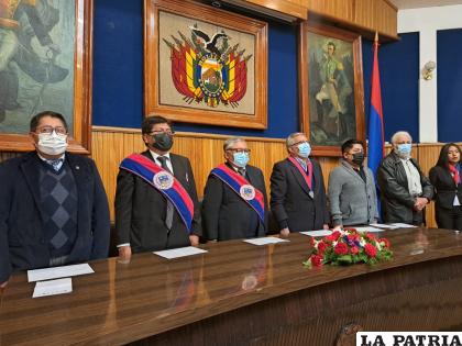 Acto de inauguración académica/UTO