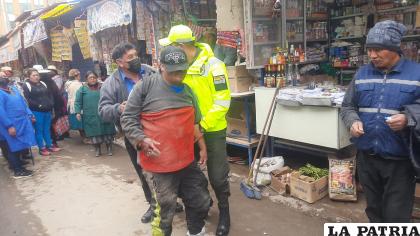 El protagonista es arrestado por Tránsito /LA PATRIA