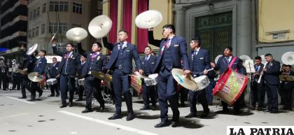 La coreografía de la Banda Real Imperial /LA PATRIA 