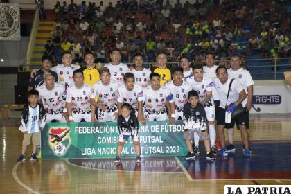 Durante la inauguración de las nuevas oficinas del futsal /APG
