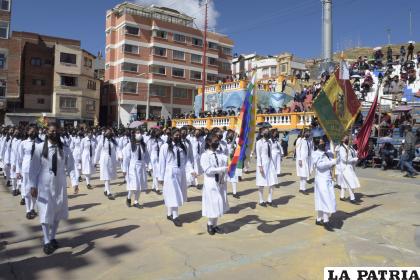 Infaltable participación del Liceo ??Pantaleón Dalence?  