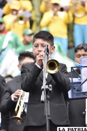 Los niños también fueron parte del Festival de Bandas 
