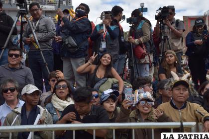La población se contagió del entusiasmo de las bandas