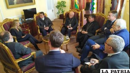Una de las reuniones de la Iglesia con la presidenta, Jeanine Añez /Internet