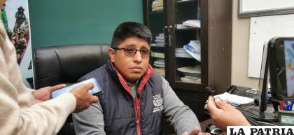 El gerente de la EMAO, Andrés Aruquipa dio el informe /LA PATRIA 
