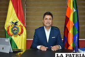 El ministro de Minería, Ramiro Villavicencio es cuestionado por el supuesto contrabando de oro/MMyM