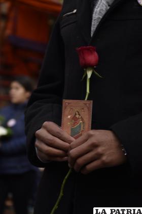Ante todo la devoción a la Mamita del Socavón