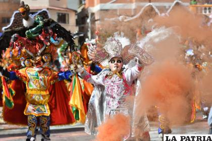 El ángel de la Diablada lució imponente /Emilio Huascar Castillo Illanes
