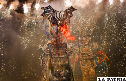 La magnificencia, tradicionalidad, belleza y encanto del Carnaval de Oruro se plasman en la declaratoria de Obra Maestra /Oscar Chávez Condori