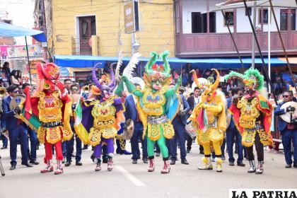 Conjunto Tradicional Diablada Oruro
