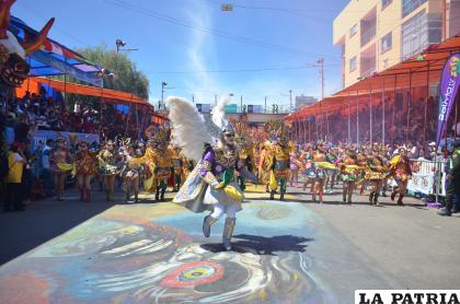 Fraternidad Artística y Cultural ??La Diablada?
