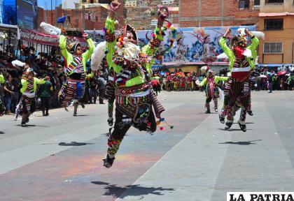 Conjunto Tinkus â€œHuajchasâ€