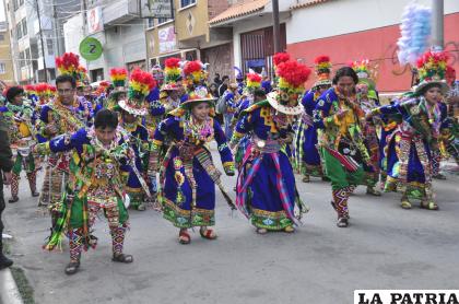 Fraternidad Cultural Tinkus Bolivia