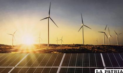 La energía solar y éolica son importantes para el medioambiente / learnchile.cl
