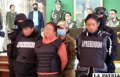 Los autores del asalto ingresaron disparando para intimidar a los funcionarios de las casas de cambio /Captura de video