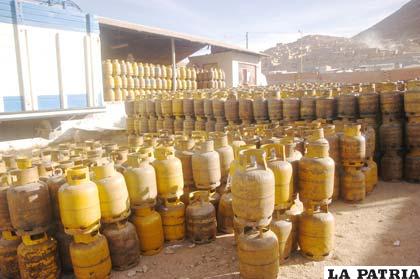 Gilmar Cruz garantiza el abastecimiento de Gas Licuado de Petróleo