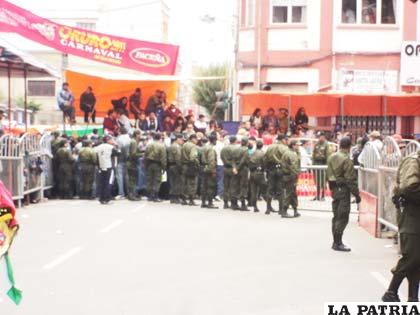 La policía desplazó un buen contingente de uniformados para dar seguridad durante el Sábado de Peregrinación
