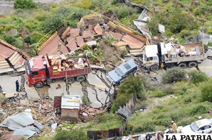 La Paz, que sufrió deslizamientos, tuvo réplicas de sismo