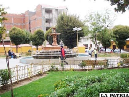 La plaza de la Ranchería sitio histórico y apacible de Oruro