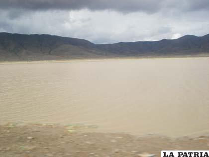 Declaran emergencia por inundaciones en Oruro