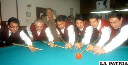 Equipo del Club Oruro, que interviene en esta justa nacional