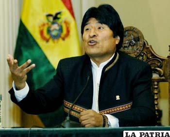 El presidente Morales, confirmó que comienza a pagar la deuda contraída con Venezuela