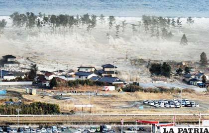 Sismo desembocó en un tsunami que ha golpeado la costa noreste de Japón