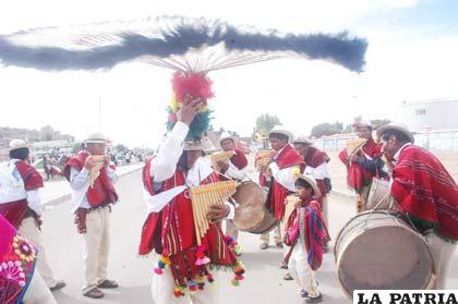 Los niños también participaron tocando en la Sicureada de Tancachapi