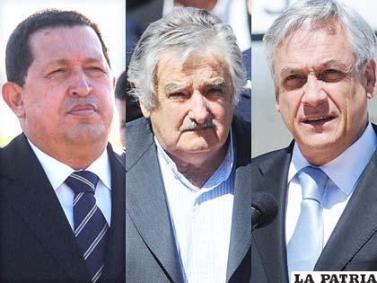 Los presidentes de Venezuela, Hugo Chávez; de Uruguay, José Mujica y de Chile, Sebastián Piñera