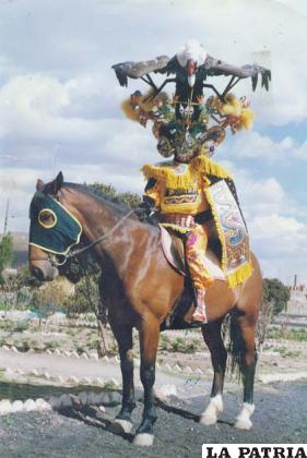 Lucifer montado en caballo, una alegoría que representa a los mañazos de antaño que arreaban al ganado en su recorrido por largas distancias