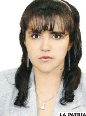 Mónica V. Aramayo Quinteros