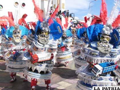 El Carnaval de Oruro nació como expresión de fe, de valor cultural, de manifestación de lo fabuloso, de lo majestuoso…