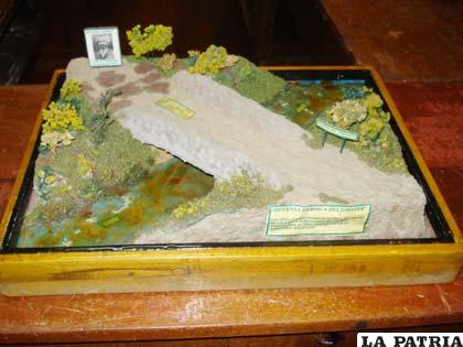 Maqueta de la defensa en el Puente de Topáter