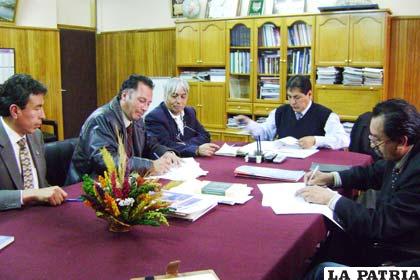 Autoridades Universitarias y de Fiscalía, firman acuerdo para mejorar servicio en Ministerio Público